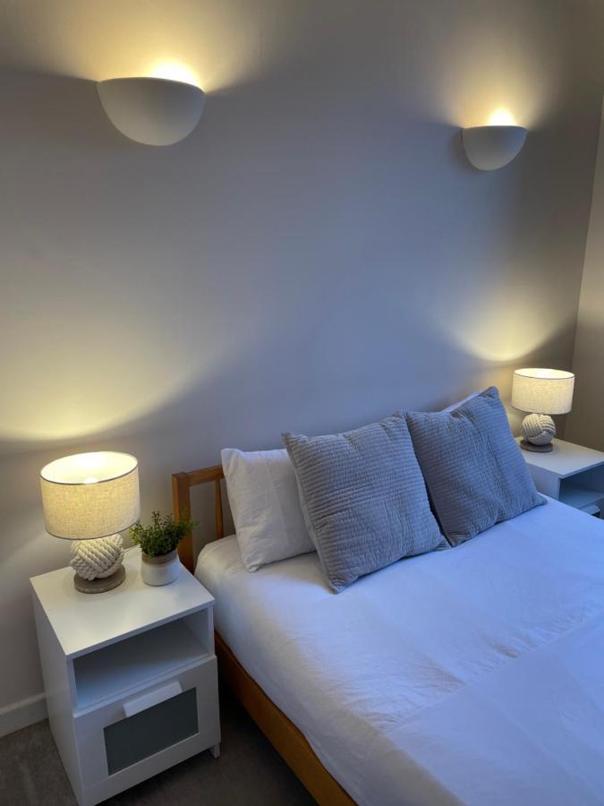 Spacious 2 Bedroom Apartment With Garden Cambridge  Bagian luar foto